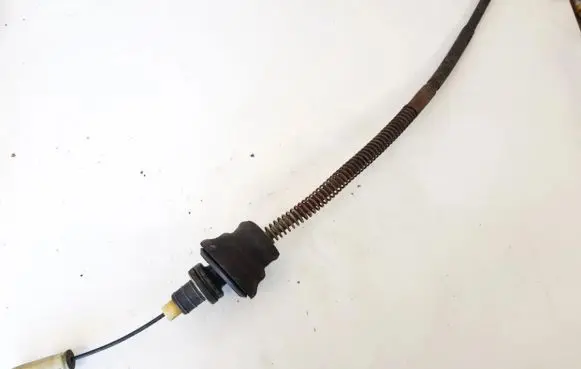Rover 214 - 216 - 220 Clutch cable uuc10061
