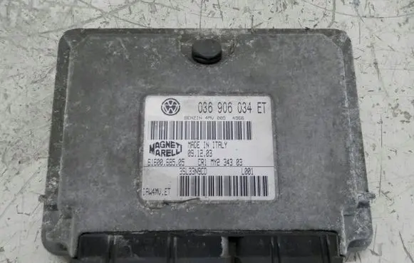 Skoda Fabia Mk1 (6Y) Engine control unit/module ECU 036906034ET