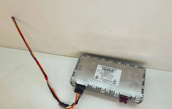 Mercedes-Benz C W204 Antenna control unit A1668202089 A1669027703 A1669003407