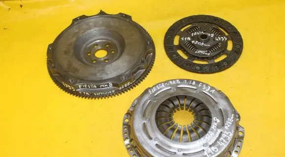 Ford Fiesta Clutch set kit CA6G-6375-CC