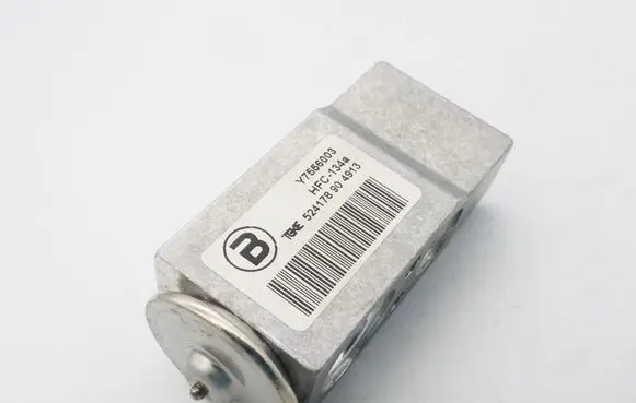 Audi A5 8T 8F Air conditioning (A/C) expansion valve Y7556003 524178904913