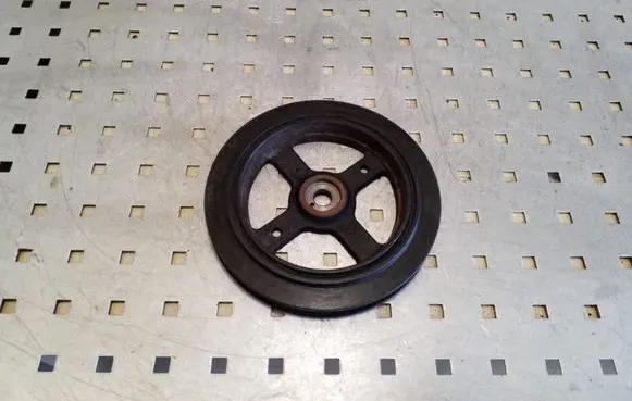 Toyota Prius (XW20) Crankshaft pulley