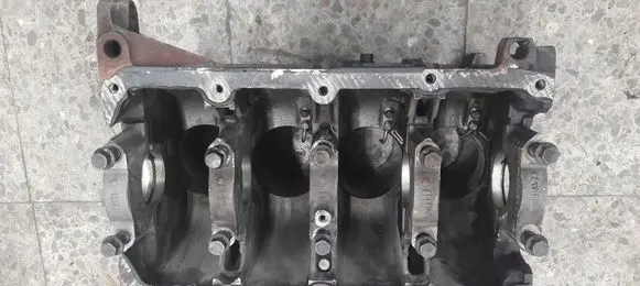 Alfa Romeo 147 Engine block 60617180