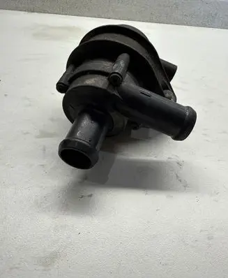 Volvo V40 Electric auxiliary coolant/water pump 30950000