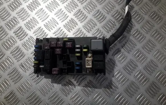 Subaru Outback Fuse box set 82241ag000 mb200200b