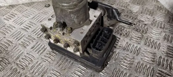 Toyota Avensis Verso ABS Pump 8954144050 4451044050 FAH2120339