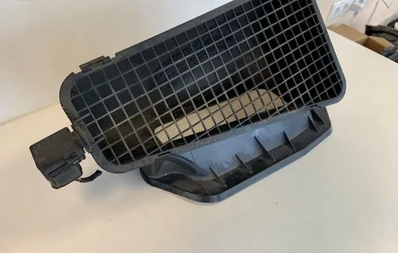 Audi A4 S4 B8 8K Air intake duct part 8K1819904 8K0907659A