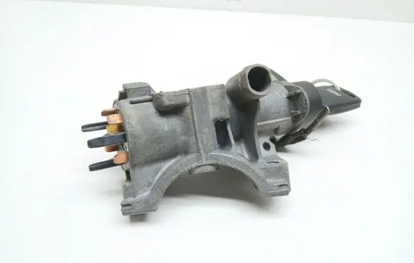 Audi A4 S4 B5 8D Ignition lock 4B0905851