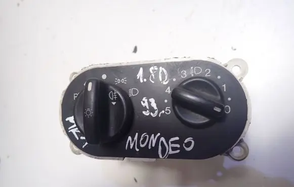 Ford Mondeo MK I Light switch 93BB-13K196AC