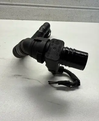 Volkswagen PASSAT B7 Brake vacuum hose/pipe 5N0906391