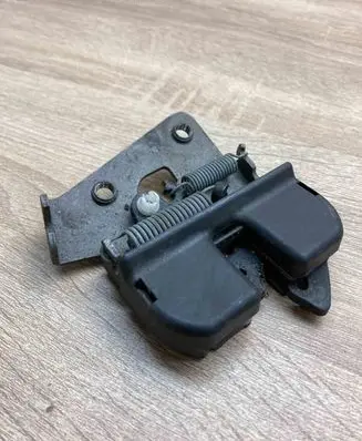 BMW 5 E60 E61 Seat back rest lock catch 7112864 7119460