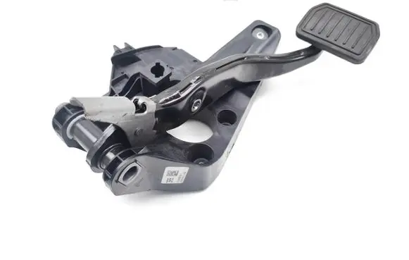 Tesla Model 3 Brake pedal 1044692-00-E KSR240711118380
