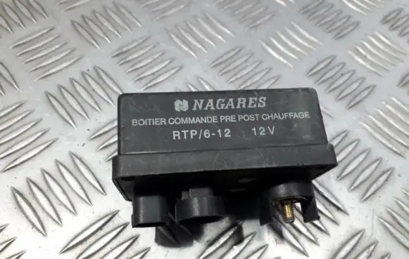 Volvo S40, V40 Glow plug pre-heat relay 7700107794