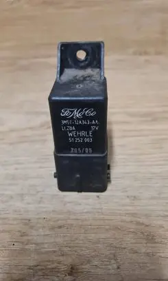 Volvo V50 Glow plug pre-heat relay 3M5T12A343AA