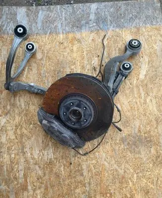 Mercedes-Benz GLC X253 C253 Front wheel hub spindle knuckle