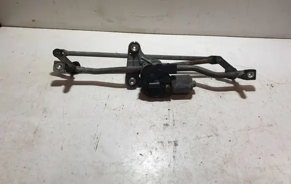 Volvo XC70 Front wiper linkage and motor 0390241624 3429SW0401 0710111