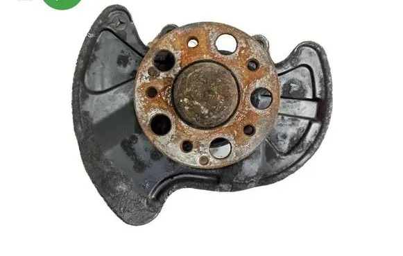 Mercedes-Benz C W203 Front wheel hub 20901