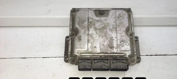 Renault Laguna II Engine control unit/module 8200153946
