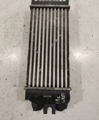 Citroen Xsara Picasso Intercooler radiator 9645965180