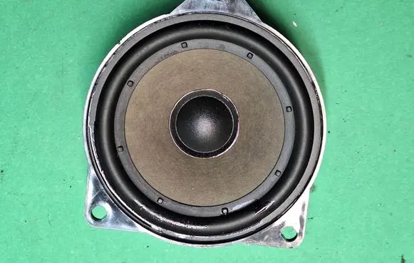 BMW X3 E83 Front door speaker 6950131 18820010 902275492001