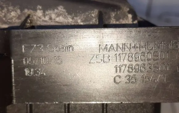 Volkswagen Tiguan Rear air vent grill 5N0819203A 08238