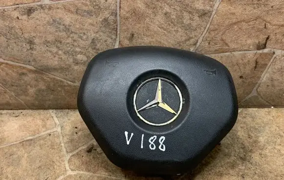 Mercedes-Benz SLK R172 Steering wheel airbag A1728602802