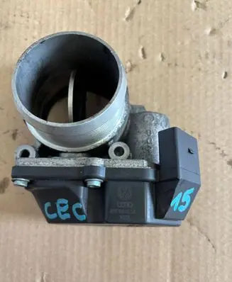 Volkswagen Crafter Throttle valve 076128063A