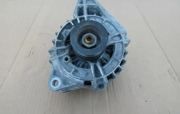 Mercedes-Benz B W246 W242 Generator/alternator A0009063322