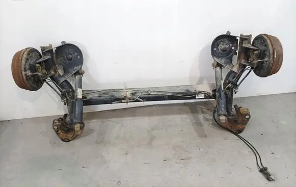 Dacia Dokker Rear axle beam 555114272R