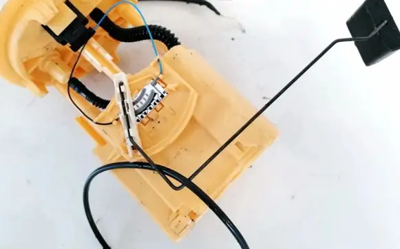 Citroen C2 Fuel level sensor 