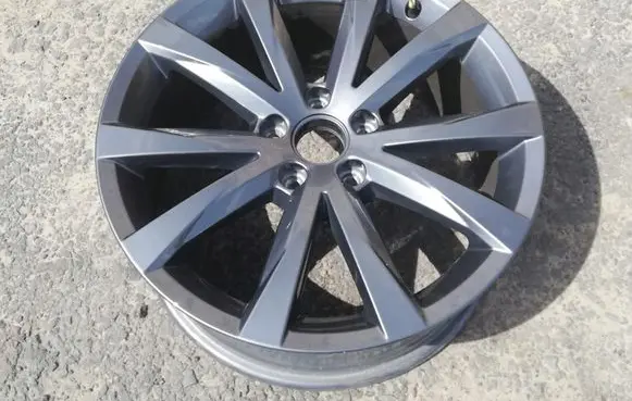 Volkswagen Jetta V R18 alloy rim 5C0601025BG 5C0601025BH