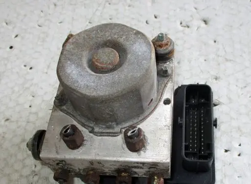 Nissan Micra ABS Pump 2265106455