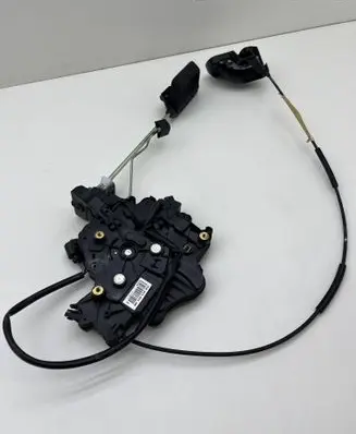Volkswagen Transporter - Caravelle T5 Sliding door lock 7E0843654