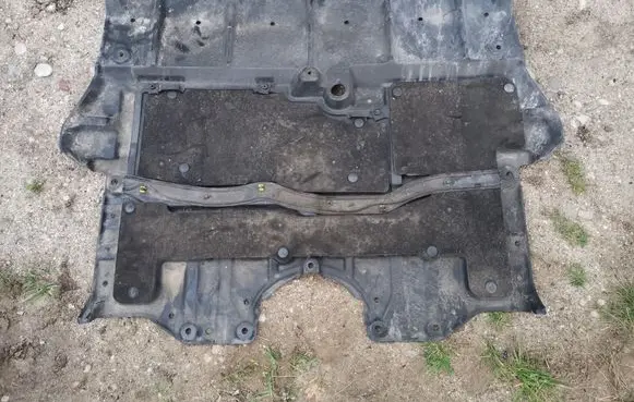 Lexus GS 300 350 430 450H Engine splash shield/under tray