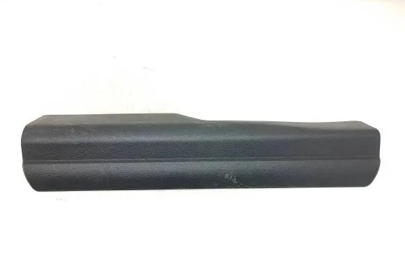 Other sill/pillar trim element