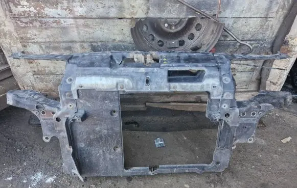 Skoda Fabia Mk1 (6Y) Radiator support slam panel