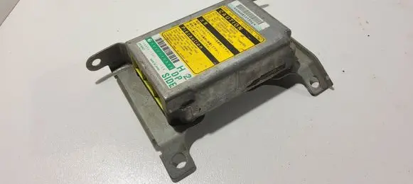 Subaru Forester SF Airbag control unit/module 98221FC020 1523001341