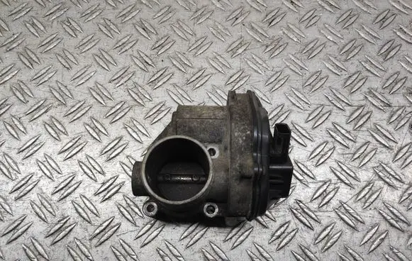Volvo C30 Throttle valve VR2S6U9E927FC