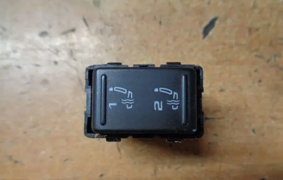 Skoda Fabia Mk2 (5J) Seat heating switch 5J0963563