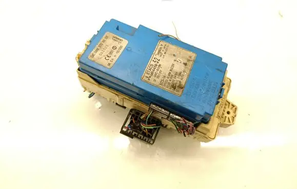 Mitsubishi Pajero Fuse module 0J300177