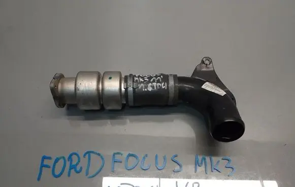 Ford Focus Intercooler hose/pipe AV616C750AD