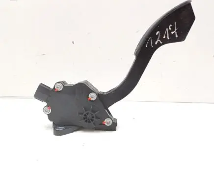 Toyota Prius (XW30) Accelerator throttle pedal 7811012010 1988007310