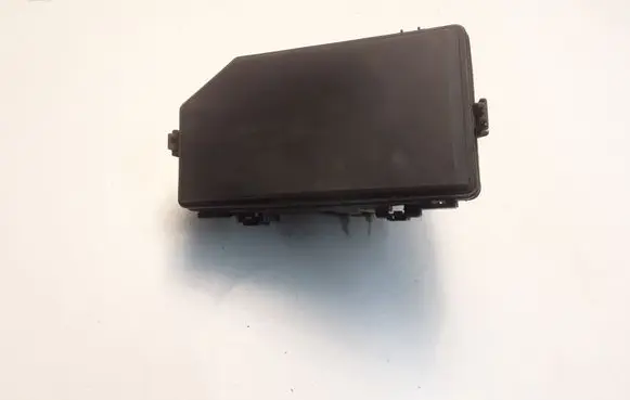 Honda CR-V Fuse module T1TE010E0
