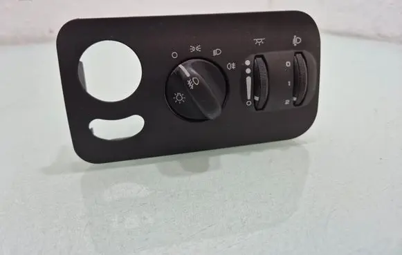 Chrysler Voyager Light switch 0YD111DVAE
