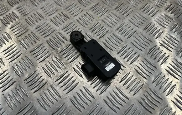 Lexus GS 300 350 430 450H Air quality sensor 0136500010