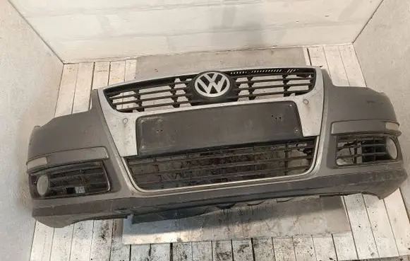 Volkswagen PASSAT B6 Front bumper