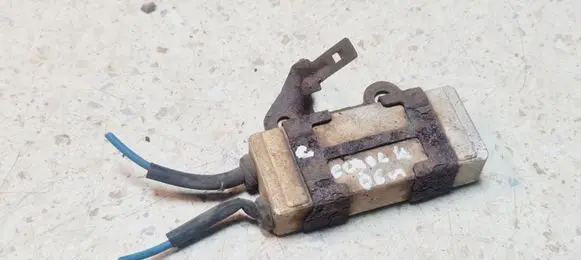 Toyota Corolla E120 E130 Coolant fan relay 2468103560