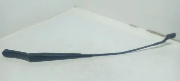 Volkswagen Golf VII Front wiper blade arm 5G2955409