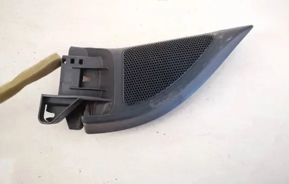 Side speaker trim/cover