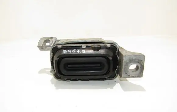 Mini One - Cooper Coupe R56 Engine mount bracket 671864501